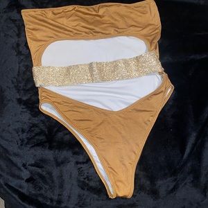 Pretty little thing swimsuit